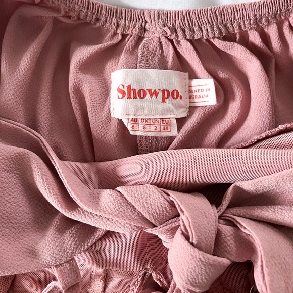 Showpo. Mauve Lace V-neck Romper Size XS - Picture 11 of 16